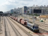 Israel 5: Am 11. Mai 2014 rangiert Lok 122, eine alte G12, mit Getreidewag