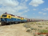 Israel 8: Am 8. Mai 2014 bringen Lok 708 und 703 einen Phosphat-Leerzug von Zefa nach Har Zin (Tsin Phosphate Plant).