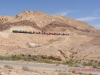 Israel 11: Kurz vor Oron passieren am 15. Mai 2014 die beiden Lokomotiven 7