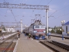 Am 19.9.2010 legte die Gleichstromlokomotive ЧС2-097 in Melitopol’ einen kurzen Halt ein. Der Wagen hinter der Lok ist der Kurswagen von Berlin nach Simferopol’.