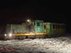 Das erste und bisher überhaupt einzige Nachtbild eines Personenzuges auf derWaldbahn Vyhoda, aufgenommen abends beim Gleisdreieck in Vyhoda. (Sonntag,24.02.2013)