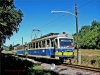Das Jahr 2003 gehörte noch zu den besseren Zeiten der Bahn Trenčianske Teplá—Trenčianske Teplice, im Berufsverkehr war selbst der Beiwagen gut ausgelastet. - Foto: Karl-W. Koch