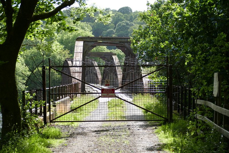 die ehemalige Eisenbahnbrücke über Loch Ken