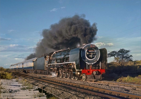 2-1017s2, Wesfalia, class 25NC No 3440 on 2-up, the southbound Blue Train, December 1968 red b