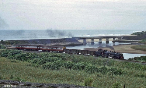 6_100299, Kelso, 2603 cl GCA on 741-down mixed to Kelso, 27 January 1965 by H L Pivnic